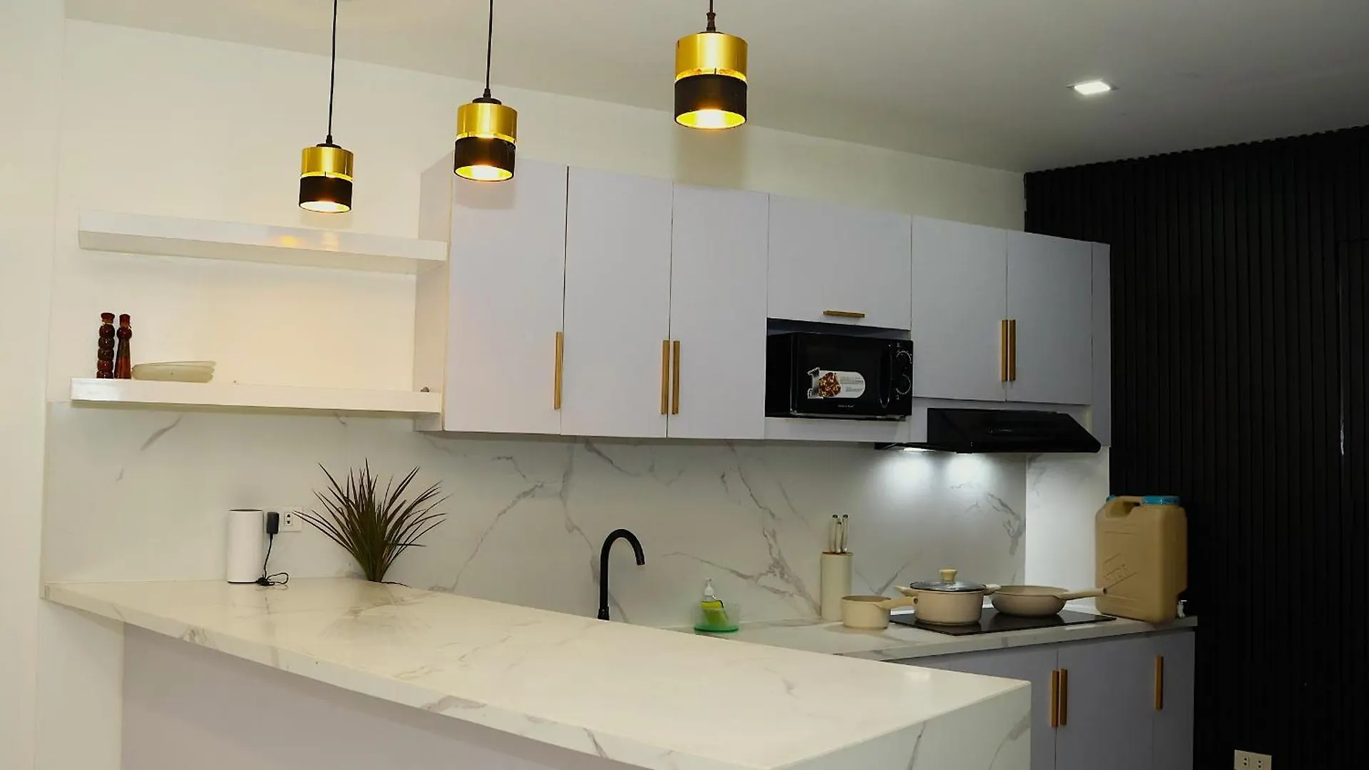 Chez Les Duques, Bf Homes, Paranaque Manila 0*,