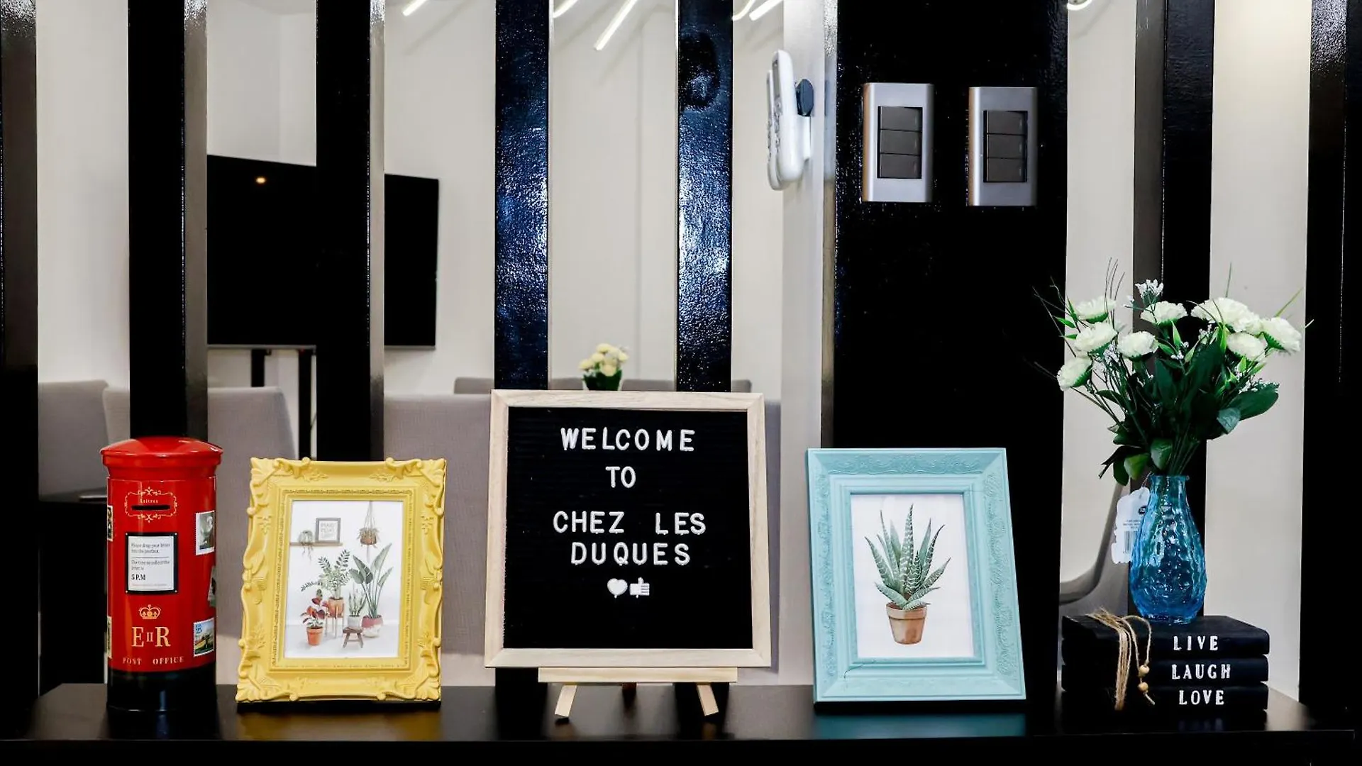 Chez Les Duques, Bf Homes, Paranaque Manila